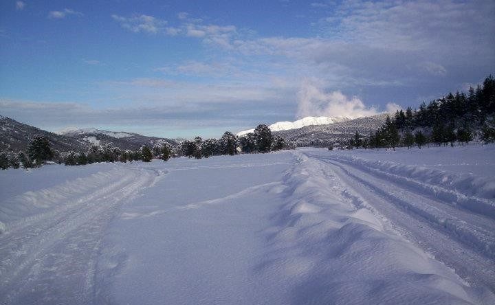 Moquehue nevado en invierno